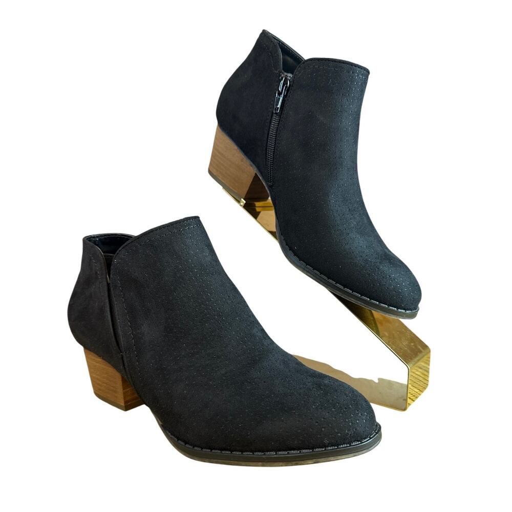 NWB LifeStride Women's Black Suede Ankle Booties – Size 7.5